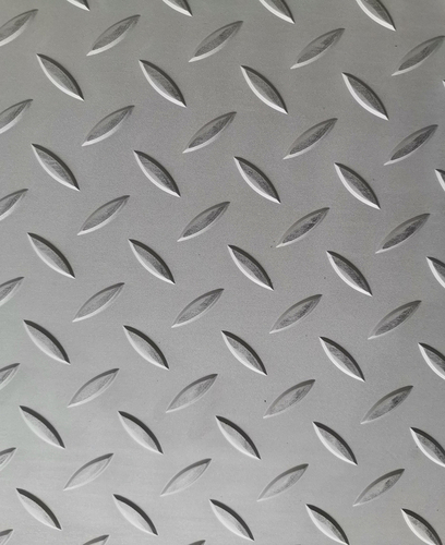 Stainless steel patterned plate