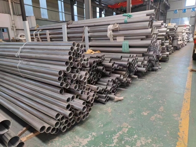 Stainless steel pipe